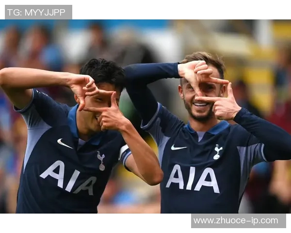 英超16号足球明星的辉煌历程与未来发展展望 英超16号足球明星的辉煌历程与未来发展展望