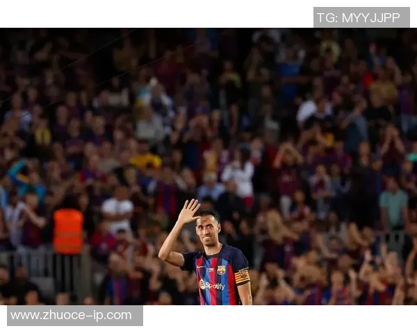 足球明星退役时刻的感人告别与传奇回顾