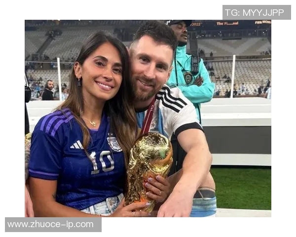 女明星与足球明星的浪漫故事揭秘她们的情感世界与职业生涯交织