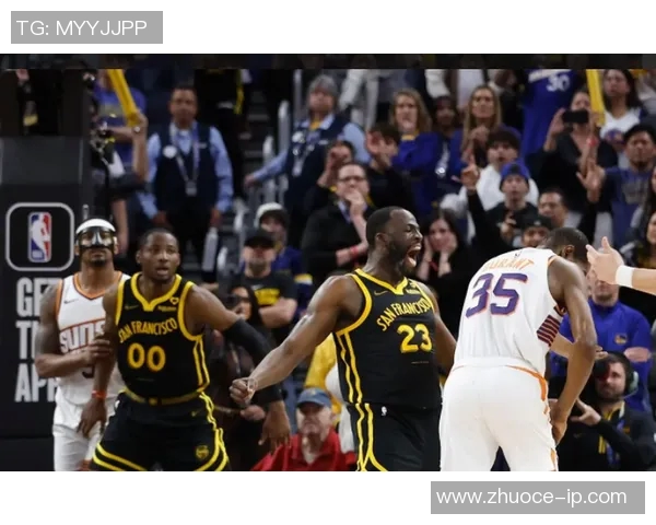 明星与篮球的激情碰撞：那些在赛场上闪耀的明星故事